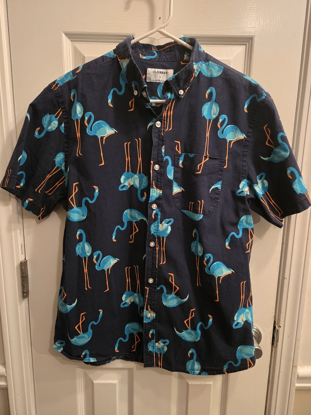 Old Navy Men's Built-In Flex Everyday Flamingo Print Short-Sleeve Shirt - Size M